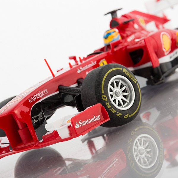 Ferrari F138 Kauko-ohjattava Auto - Image 5