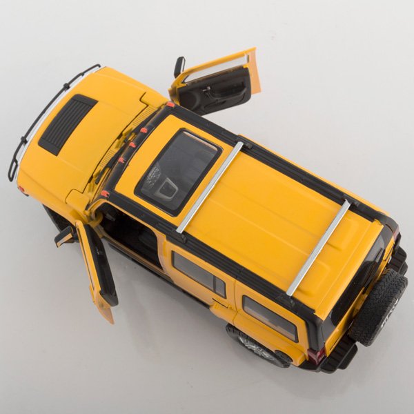 Hummer H3 Maastoauto Miniatyyri - Image 3