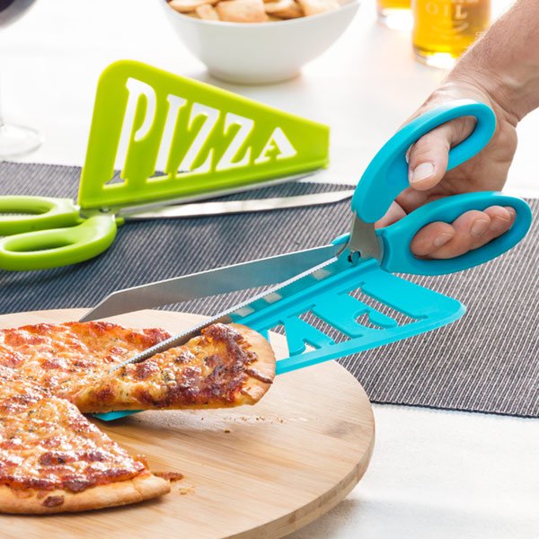 Pizzasakset Lastalla